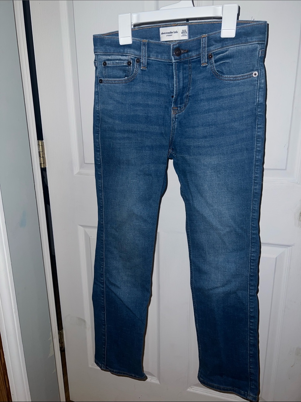 Abercrombie & Fitch Girls Straight Jeans - Medium Blue Wash